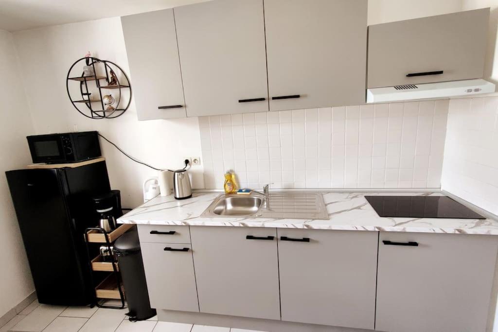 Appartement Style Industriel Au Centre De Douai Exterior photo